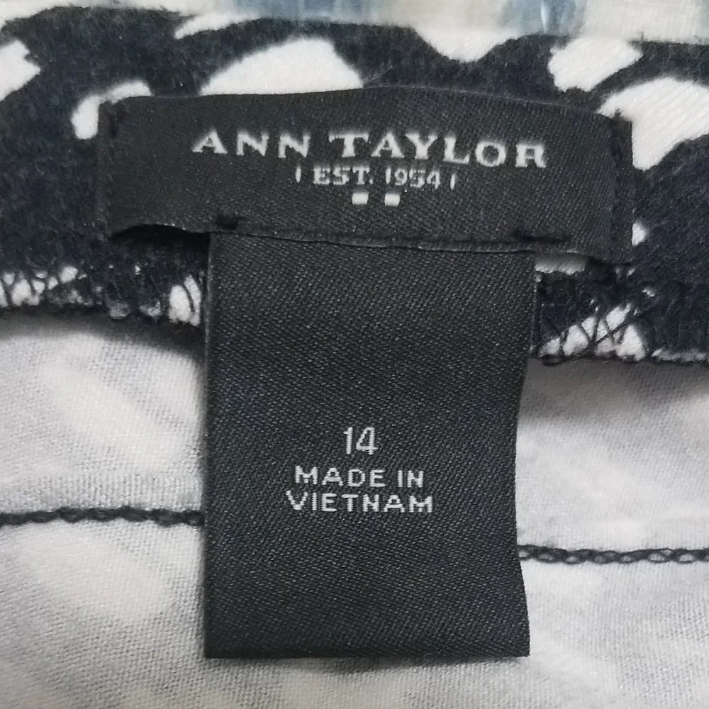 Ann Taylor Skirt Black/White EUC (14) - Picture 4 of 5